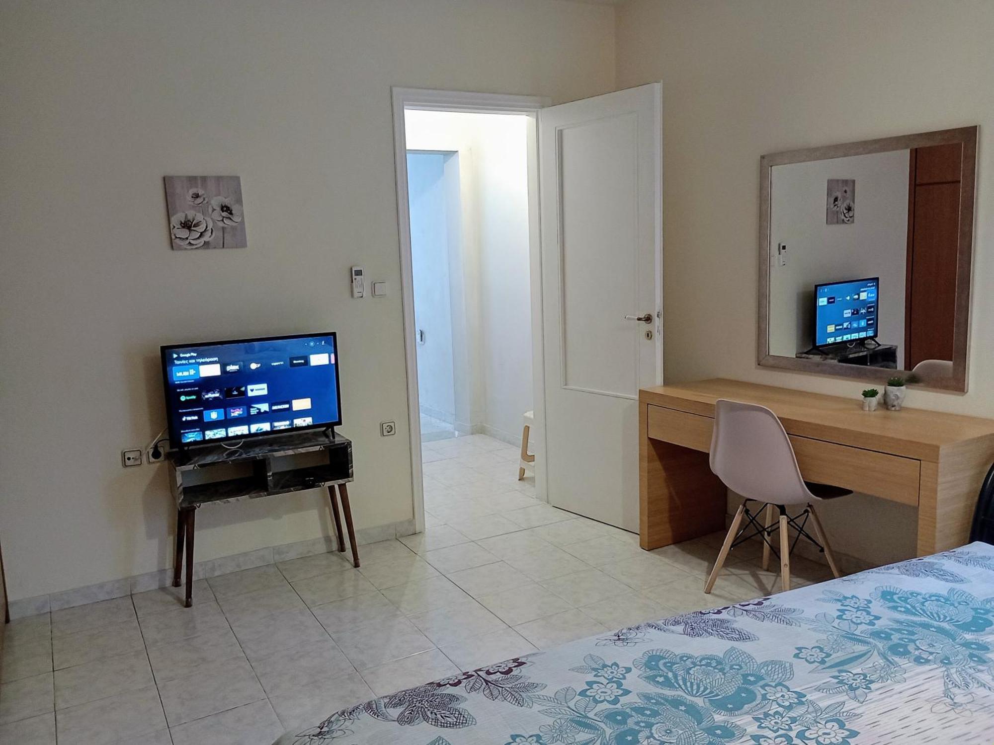 Cozy Kremasti Apartment Buitenkant foto